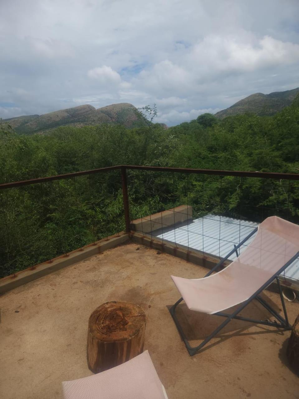 Hartbeest Bush Lodge 4 Hartbeespoort Bagian luar foto